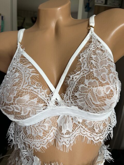 Set sutin si portjartiej Momokrom