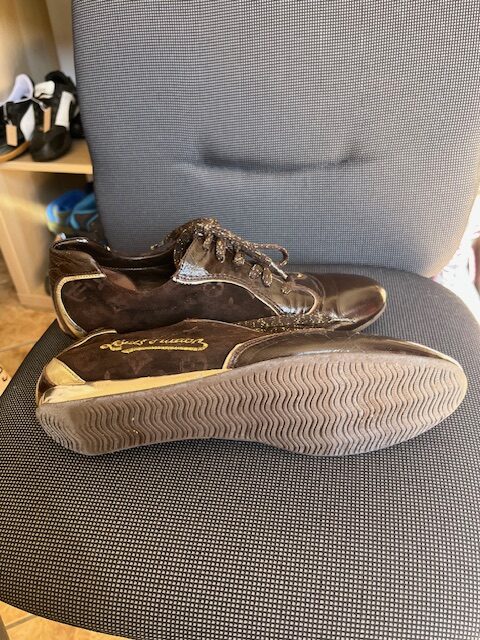 Adidasi Louis Vuitton marime 39