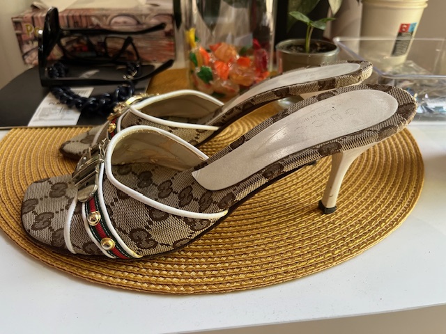 Sandale Gucci | vintique.ro