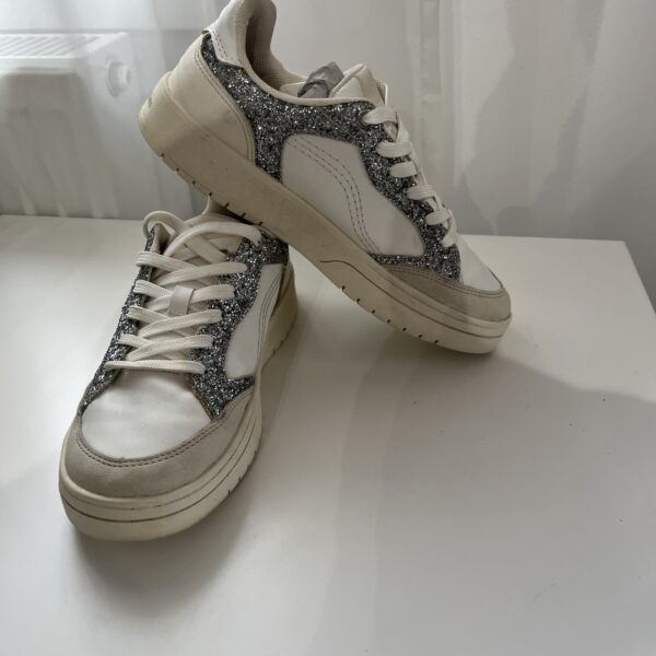 Sneakers Stradivarius