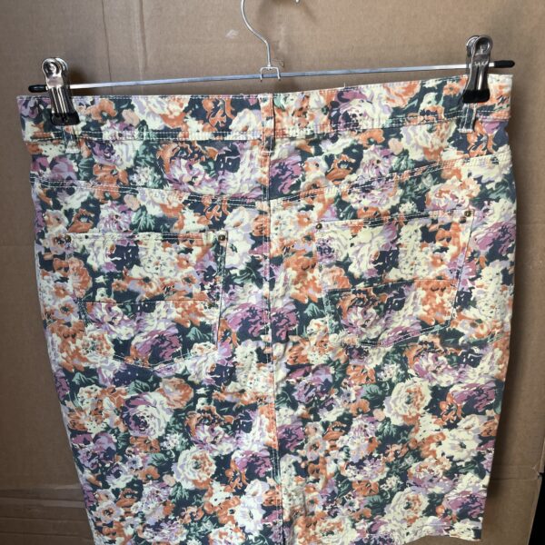 Fusta Intelligent Store marime 48