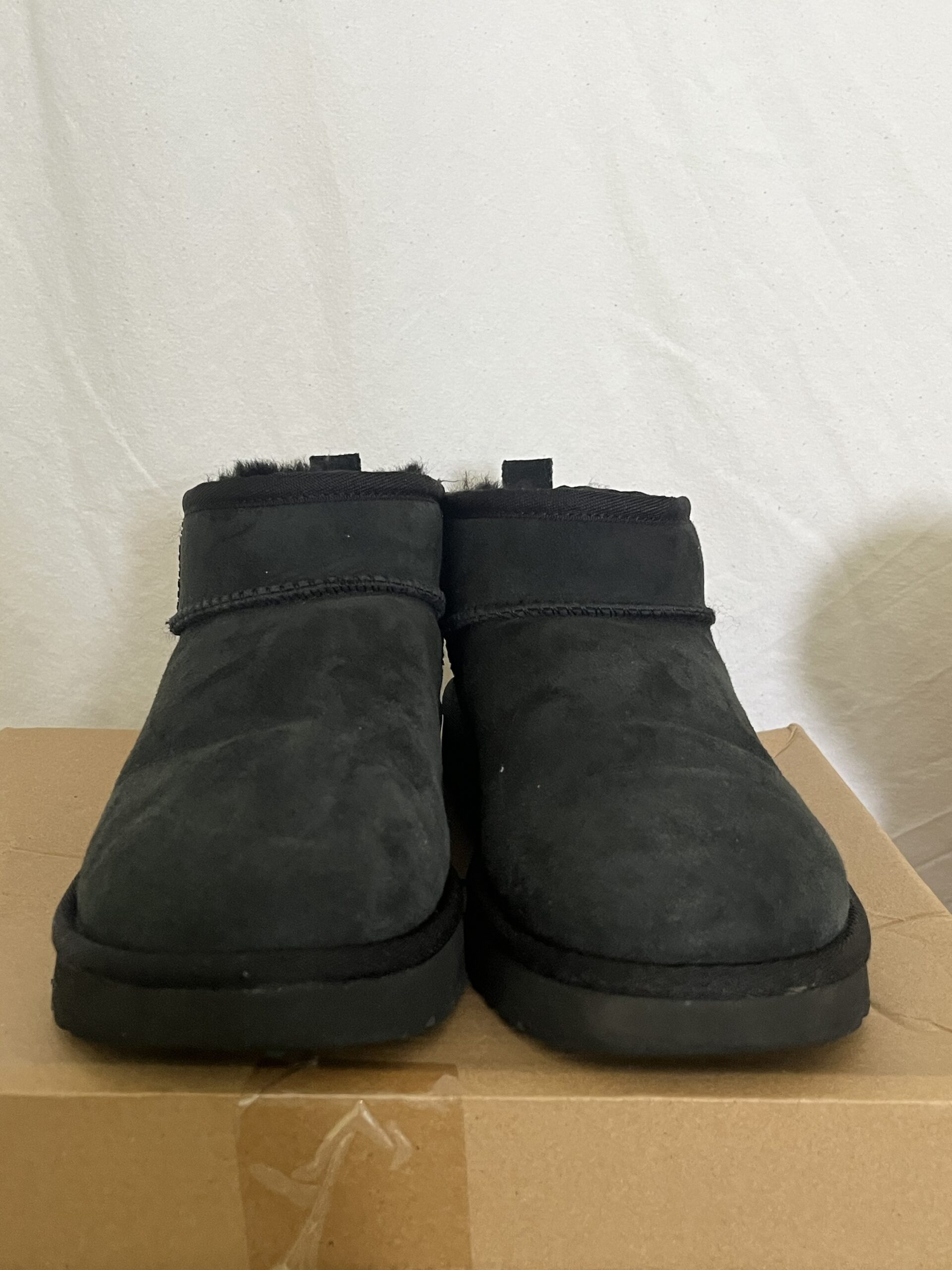 Cizme de femei UGG Classic Ultra Mini